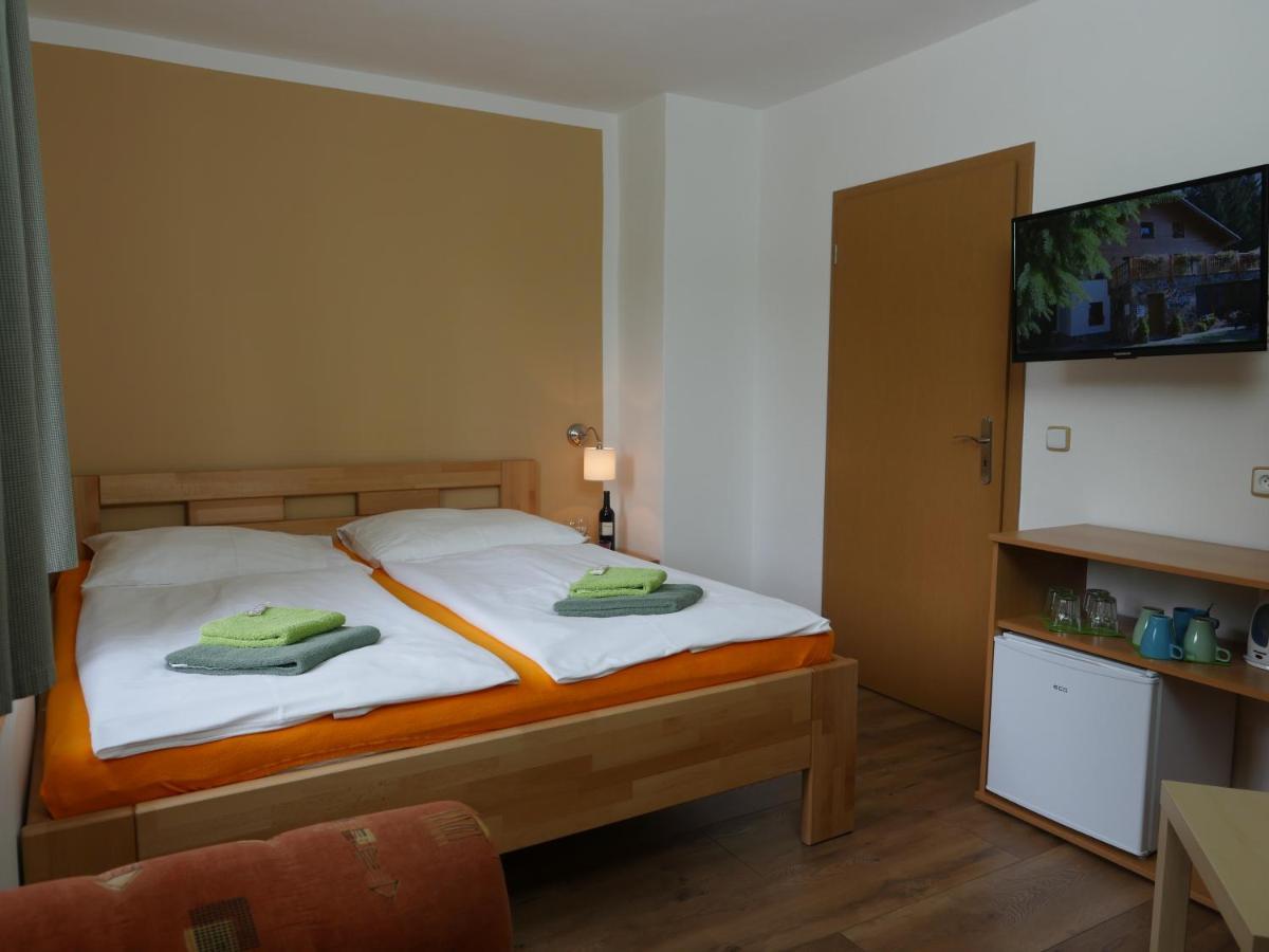 Pension Aspen Harrachov Esterno foto
