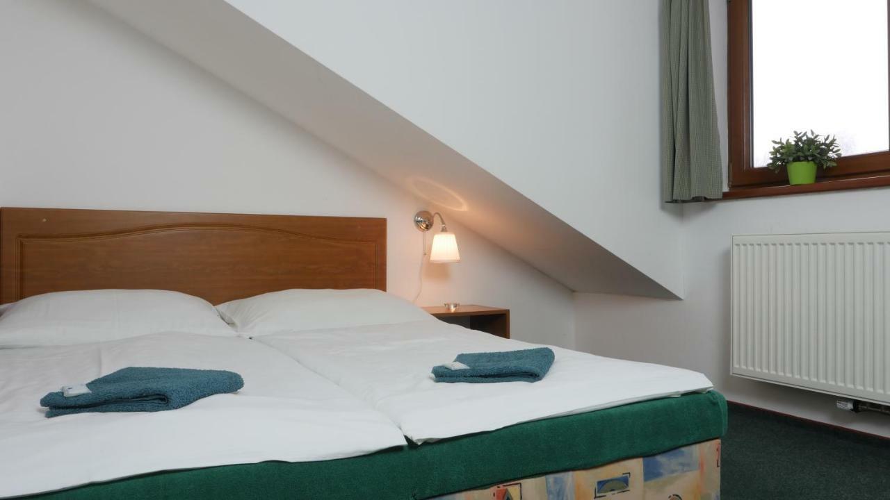 Pension Aspen Harrachov Esterno foto